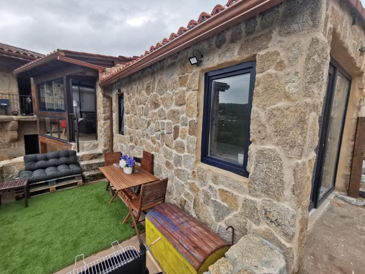O Recuncho De Tibias Villa Pereiro de Aguiar Exterior photo